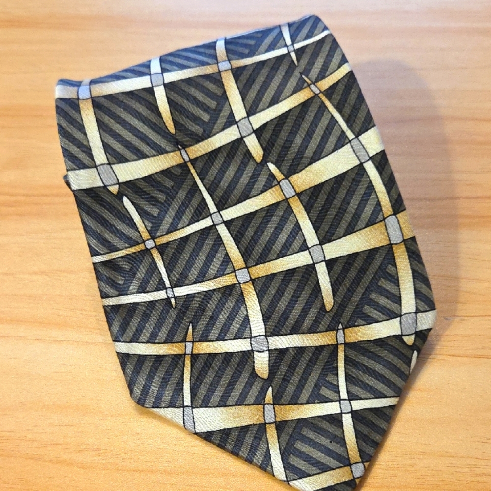 Ziggurat Vintage Silk Tie